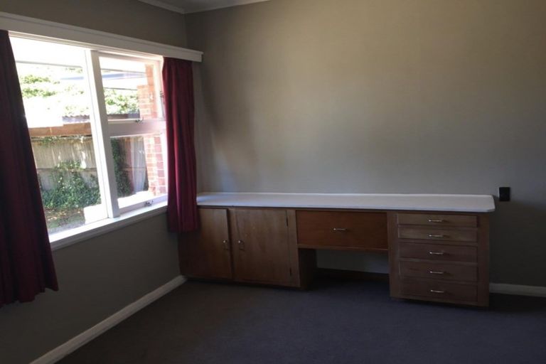 Photo of property in 104 Main North Road, Papanui, Christchurch, 8052