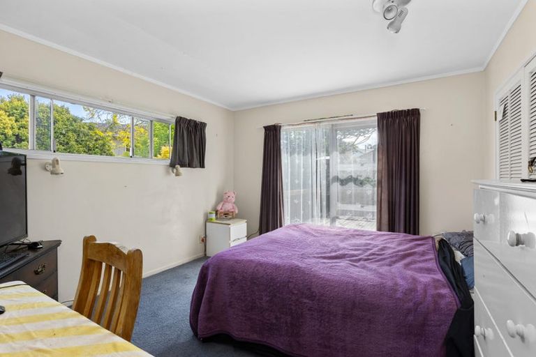 Photo of property in 4 Amorino Drive, Red Beach, 0932