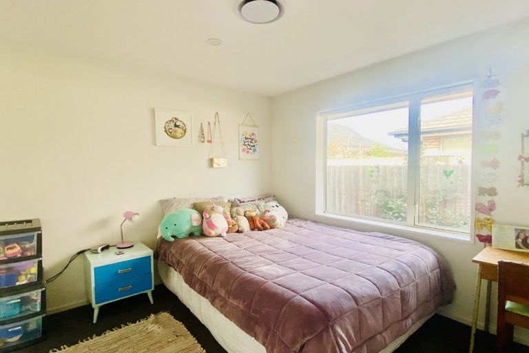 Photo of property in 21 Blake Street, New Brighton, Christchurch, 8061