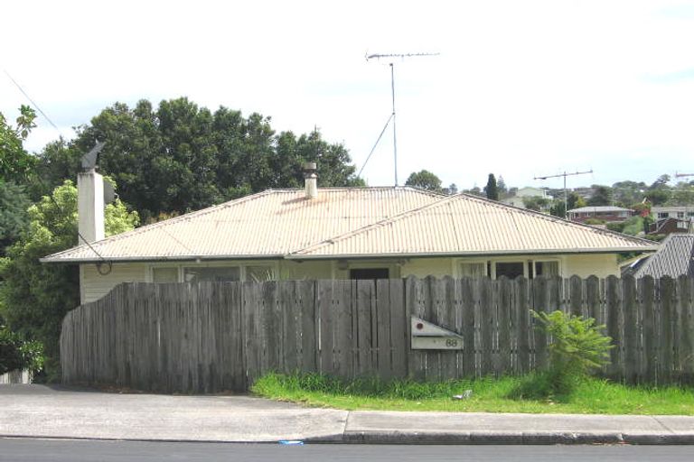 Photo of property in 2/88 Archers Road, Glenfield, Auckland, 0629