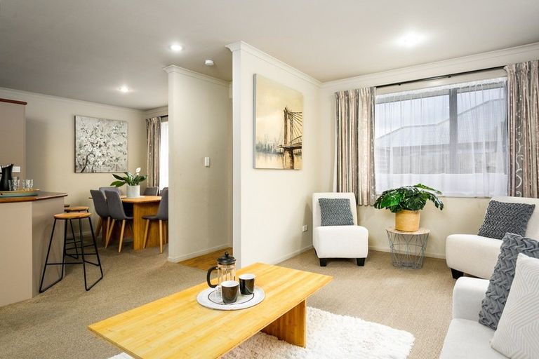 Photo of property in 17 Glover Street, Leamington, Cambridge, 3432