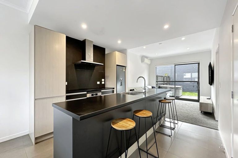 Photo of property in 12 Eyton Kay Road, Hobsonville, Auckland, 0616