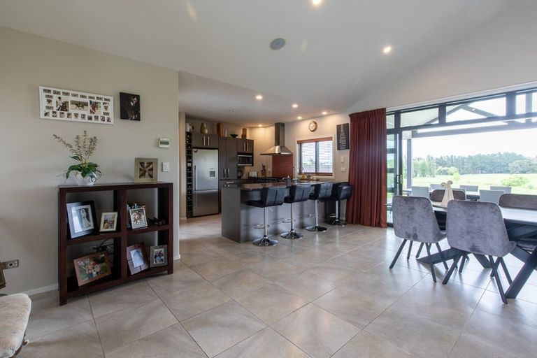 Photo of property in 19 Jg Wilson Drive, Waipukurau, 4281