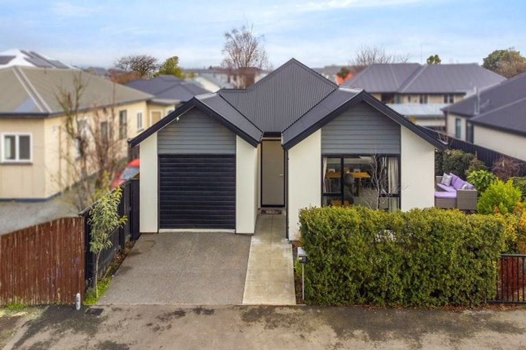 Photo of property in 33 Sumner Street, Spreydon, Christchurch, 8024