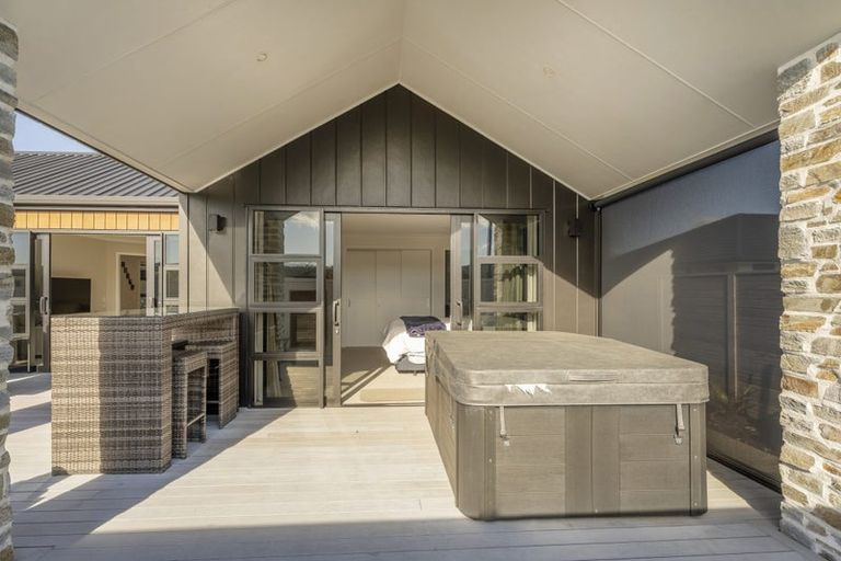 Photo of property in 259 Kupe Drive, Whitianga, 3510