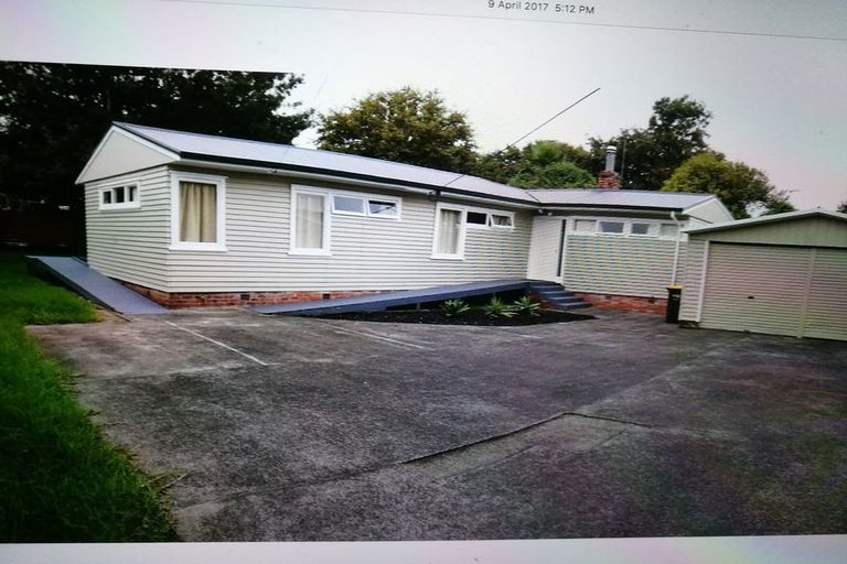 Photo of property in 2/20 Tonar Street, Northcote, Auckland, 0627