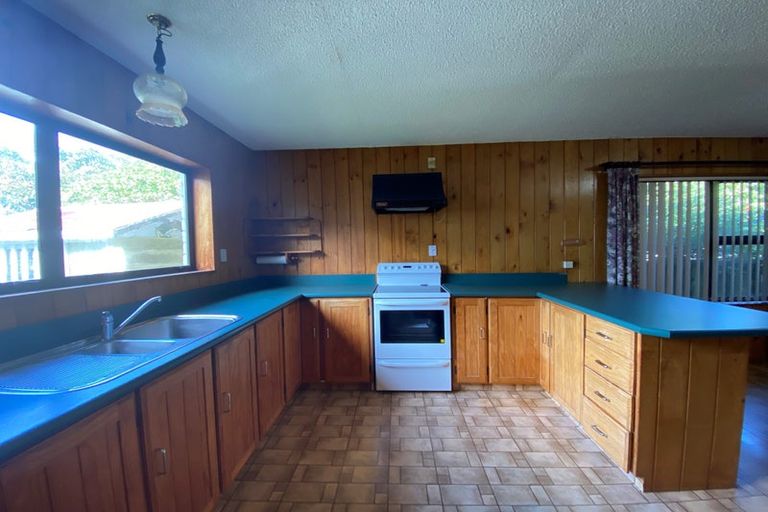 Photo of property in 9 Te Whena Place, Waitara, 4320