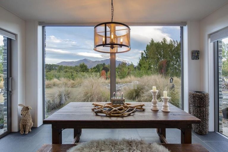 Photo of property in 34 Mountain View Road, Dalefield, Queenstown, 9371