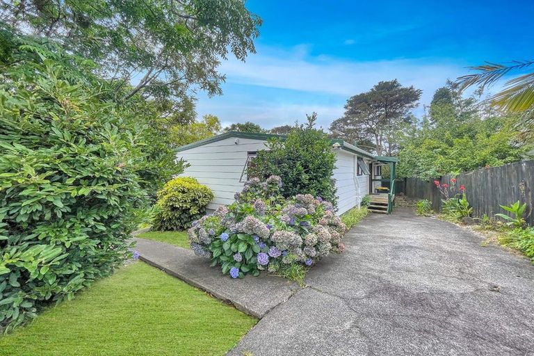Photo of property in 22 Randal Place, Bayview, Auckland, 0629