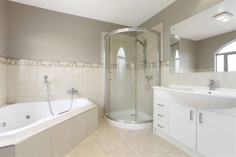 Photo of property in 13 Mahoney Drive, Albany, Auckland, 0632