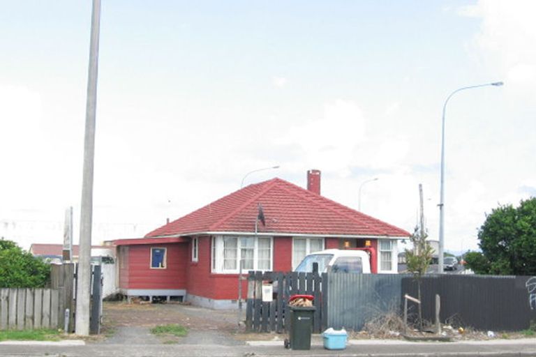 Photo of property in 39 Walmsley Road, Otahuhu, Auckland, 1062