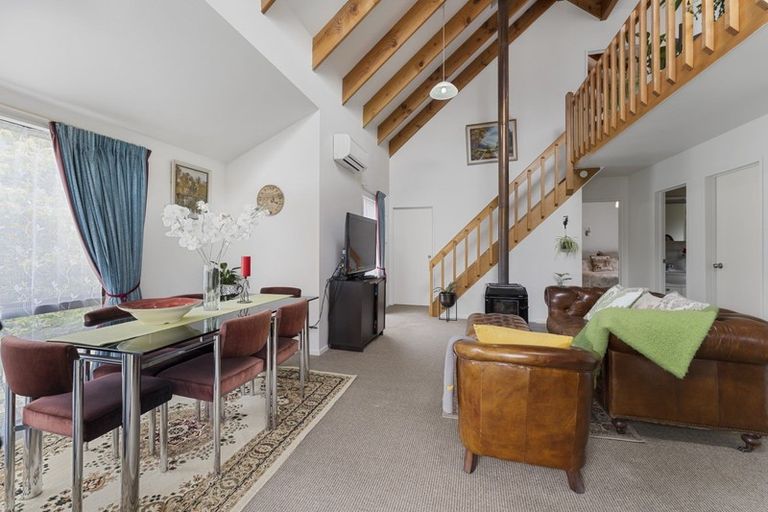 Photo of property in 25c Williams Street, Sunshine Bay, Queenstown, 9300