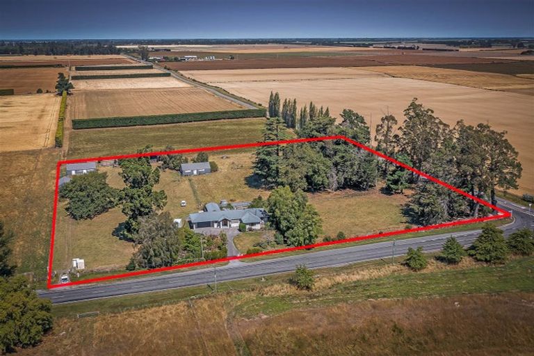 Photo of property in 2159 Old West Coast Road, Kirwee, Christchurch, 7671
