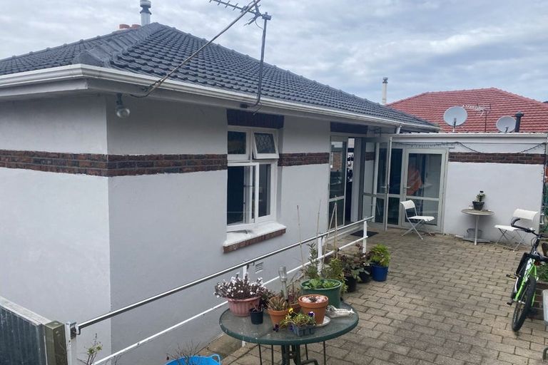 Photo of property in 100 Forbury Road, Saint Clair, Dunedin, 9012