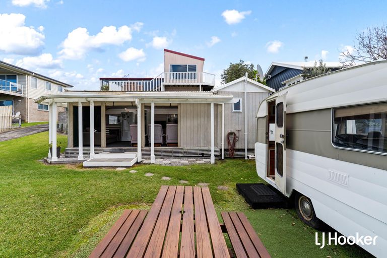 Photo of property in 183a Seaforth Road, Waihi Beach, 3611