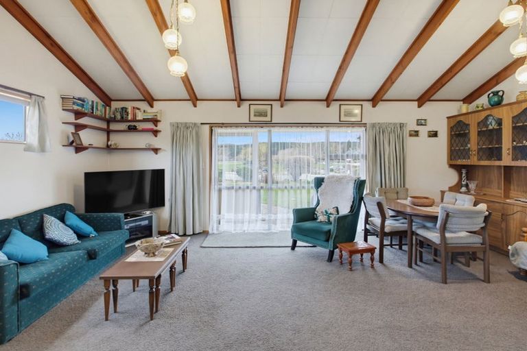 Photo of property in 18 Blaydon Street, Waikaia, 9778
