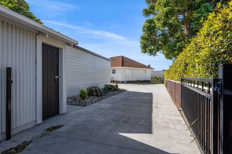 Photo of property in 16 Glen Almond Street, New Plymouth, 4310