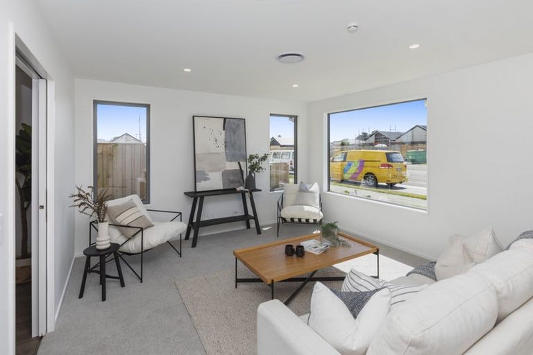 Photo of property in 104 Skibbereen Drive, Halswell, 8025