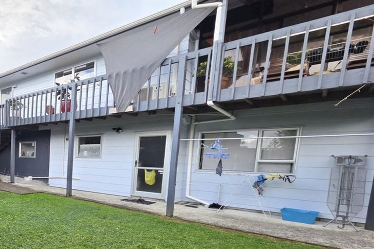 Photo of property in 35 Simon Ellice Drive, Bayview, Auckland, 0629