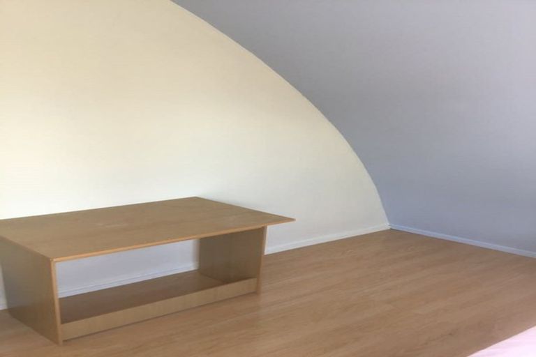 Photo of property in 139 Don Buck Road, Massey, Auckland, 0614