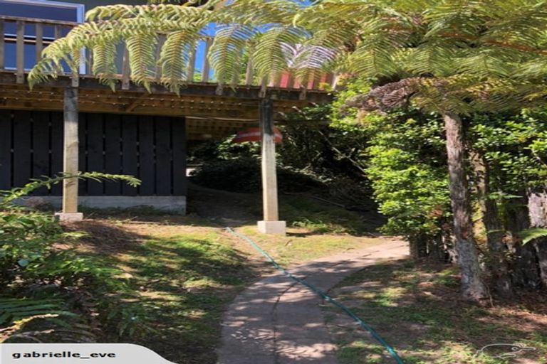 Photo of property in 30 Ngahere Terrace, Opoutere, Whangamata, 3691