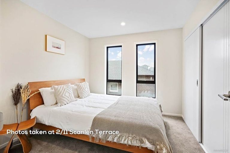 Photo of property in 4/11 Scanlen Terrace, Kelston, Auckland, 0602