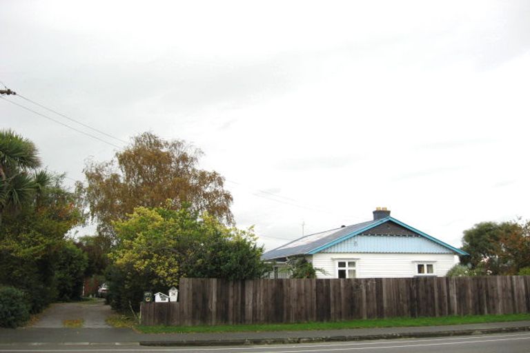 Photo of property in 1/28 Northcote Road, Northcote, Christchurch, 8052