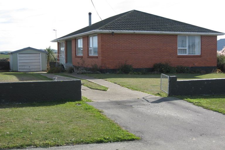 Photo of property in 16 Stoke Street, Oamaru, 9400