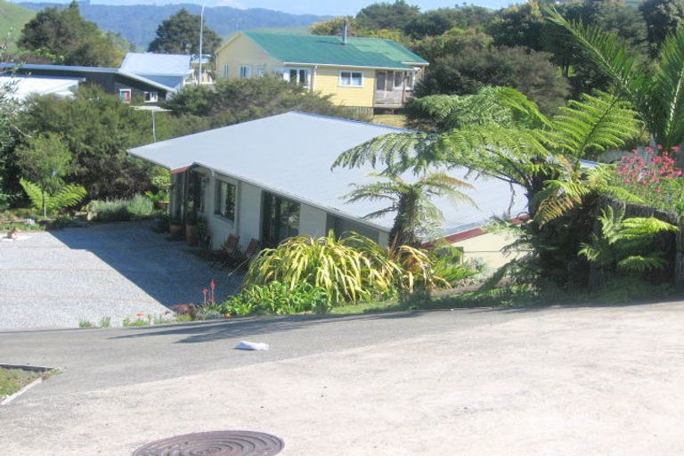 Photo of property in 10 Miro Place, Whitianga, 3510