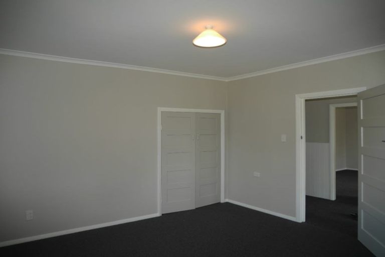 Photo of property in 1 Trig Hill Terrace, Waikanae Beach, Waikanae, 5036