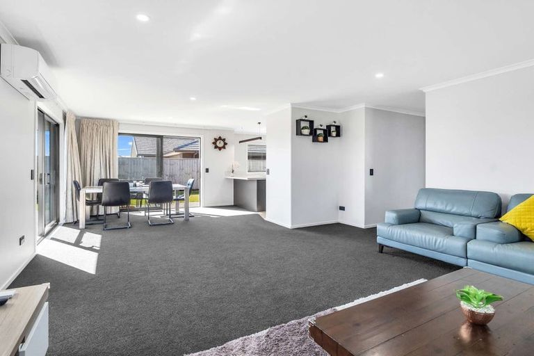 Photo of property in 330 Halswell Junction Road, Halswell, Christchurch, 8025