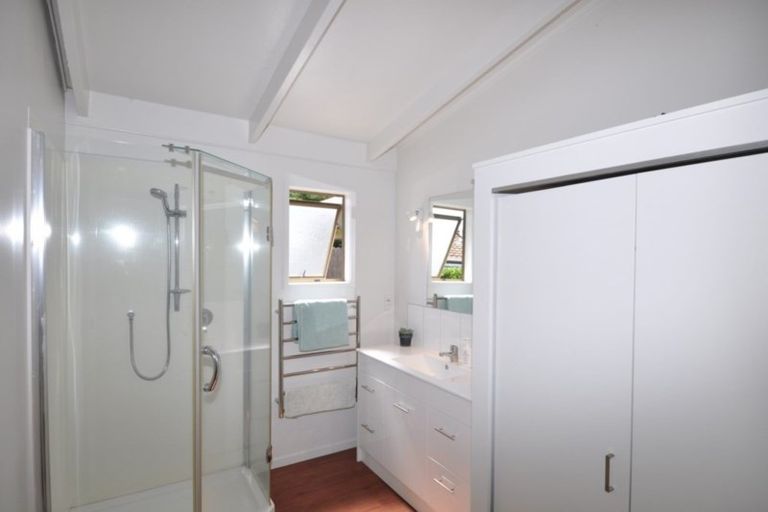 Photo of property in 4 Monarch Grove, Pauanui, Hikuai, 3579