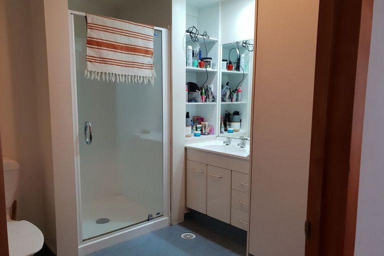 Photo of property in 8/31 Dowling Street, Dunedin Central, Dunedin, 9016