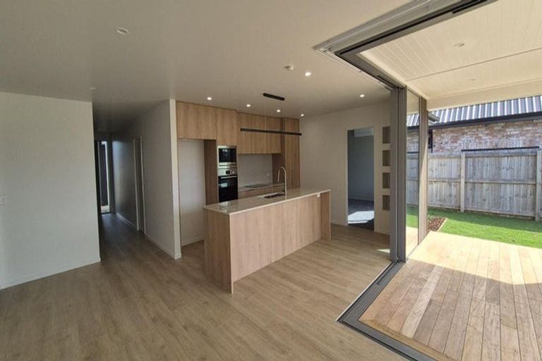 Photo of property in 26 Taurangawaka Road, One Tree Point, 0118