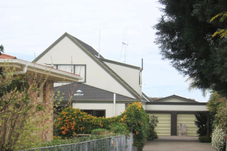 Photo of property in 387 Otumoetai Road, Otumoetai, Tauranga, 3110