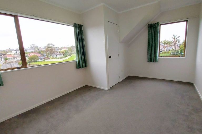 Photo of property in 2/14 Bramley Drive, Farm Cove, Auckland, 2012