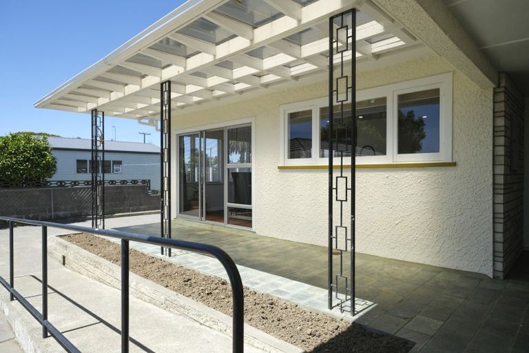 Photo of property in 23 Waterloo Street, Dannevirke, 4930
