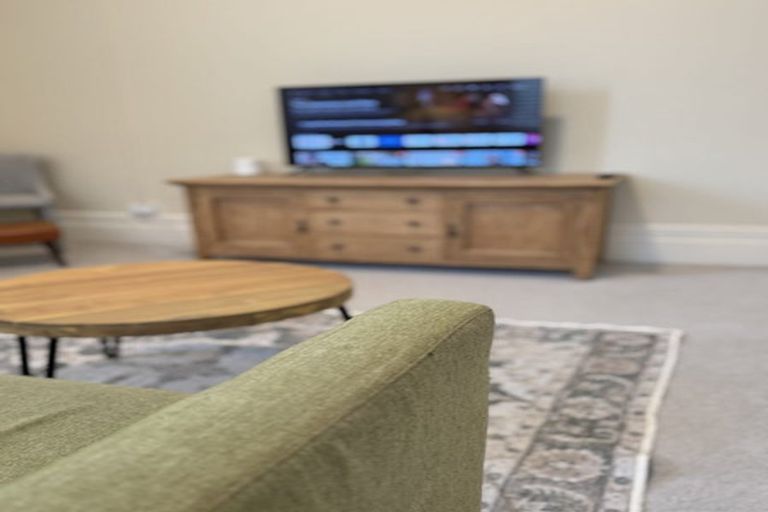 Photo of property in 60 Royal Terrace, Dunedin Central, Dunedin, 9016