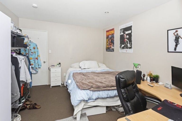 Photo of property in 8 Westmont Street, Ilam, Christchurch, 8041