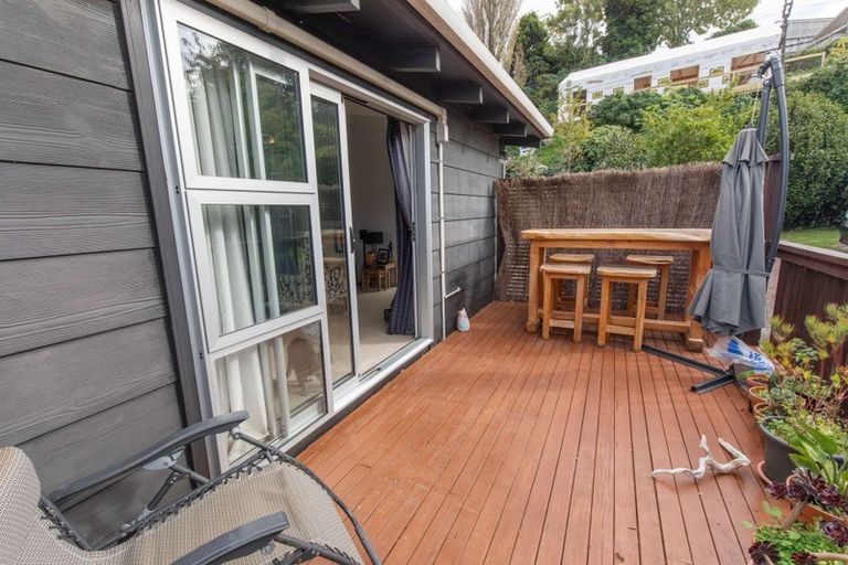 Photo of property in 15 Frankley Road, Westown, New Plymouth, 4310