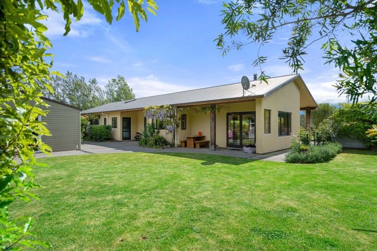 Photo of property in 438 Matahiwi Road, Matahiwi, Masterton, 5888