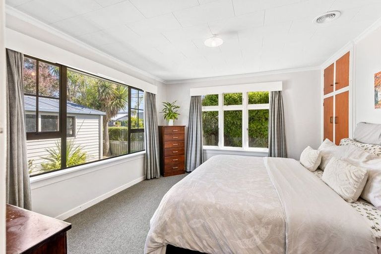 Photo of property in 67 Coopers Road, Dallington, Christchurch, 8061