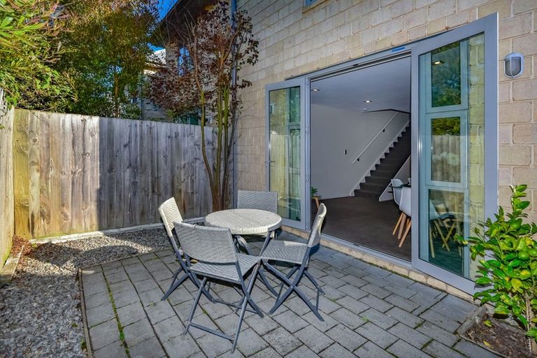 Photo of property in 90c Mandeville Street, Riccarton, Christchurch, 8011