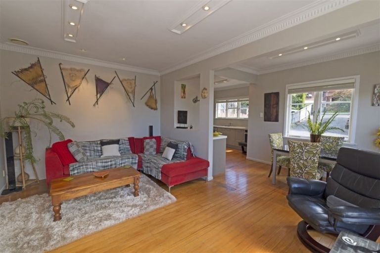 Photo of property in 57 Nui Mana Place, Te Atatu South, Auckland, 0610