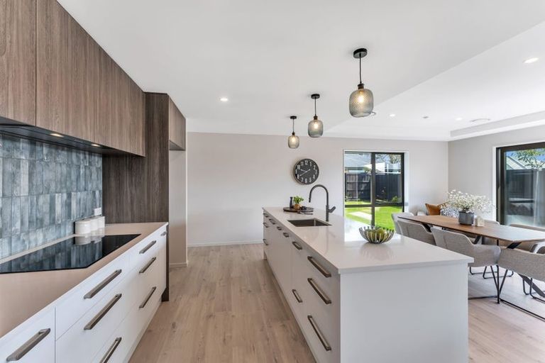 Photo of property in 8 Cam Mill Place, Rangiora, 7400