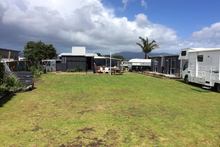 Photo of property in 120 Rangiora Crescent, Matarangi, Whitianga, 3592