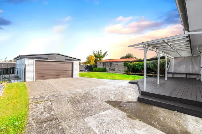 Photo of property in 37 Yvonne Street, Melville, Hamilton, 3206