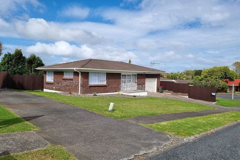 Photo of property in 1 Anna Watson Road, Half Moon Bay, Auckland, 2012