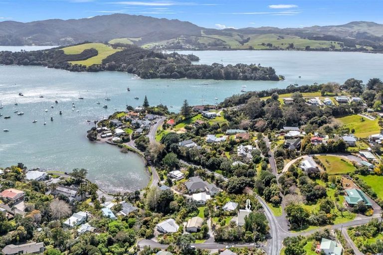 Photo of property in 7 Mary Hassett Street, Mangonui, 0420