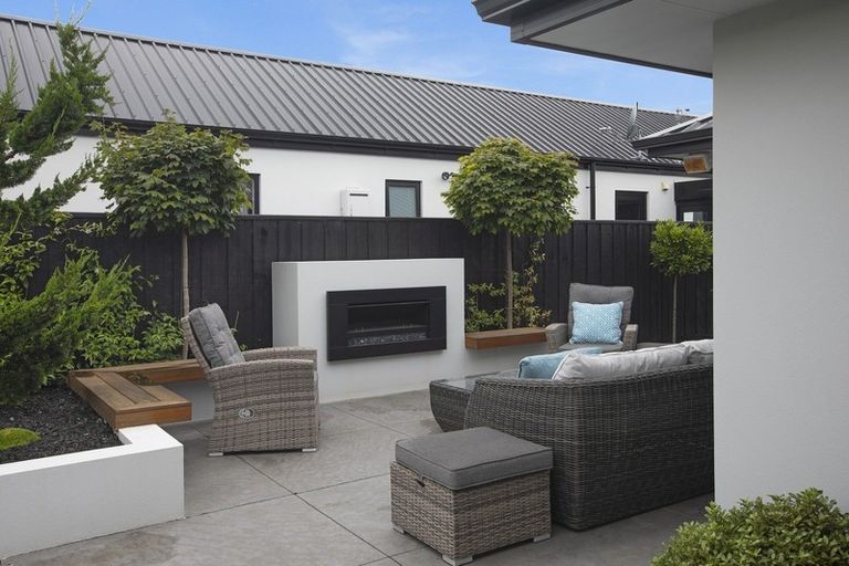 Photo of property in 211 Highsted Road, Casebrook, Christchurch, 8051